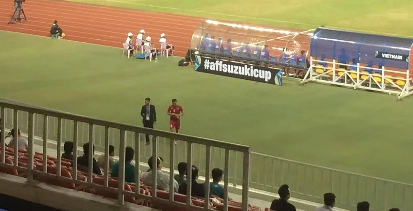 Việt Nam 2-1 Campuchia: Thắng mà không vui ảnh 13