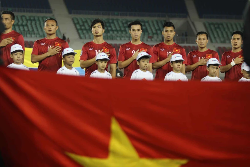 Việt Nam 2-1 Campuchia: Thắng mà không vui ảnh 22