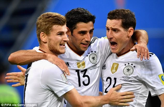 Đức vô địch Confederations Cup bằng đội hình 2 ảnh 3
