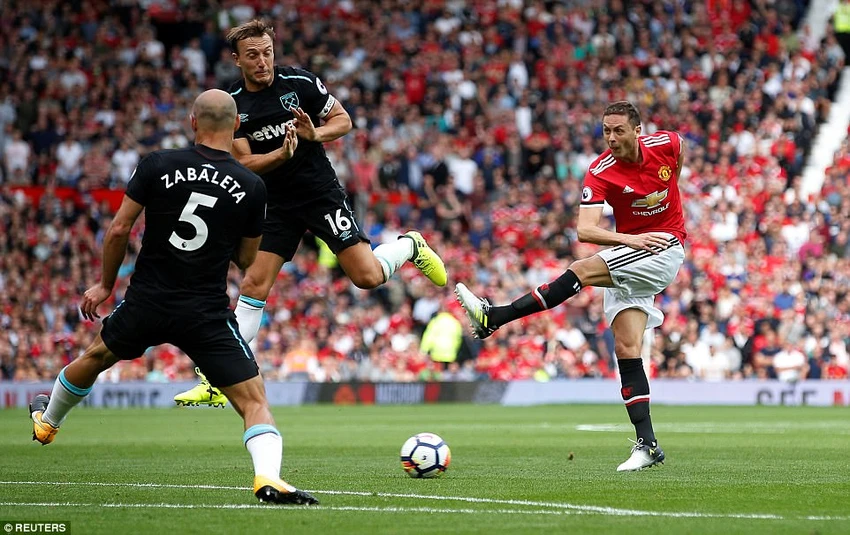 Show diễn hoàn hảo của MU và 'chân giá trị' của Lukaku ảnh 5