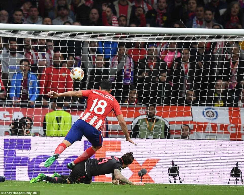Bi kịch phút bù giờ, Arsenal bị Atletico loại cay đắng ảnh 3 Bi kịch phút bù giờ, Arsenal bị Atletico loại cay đắng ảnh 3