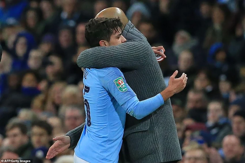 Ngôi sao bị ruồng bỏ tỏa sáng, Man City hạ gục Fulham ảnh 4 Ngôi sao bị ruồng bỏ tỏa sáng, Man City hạ gục Fulham ảnh 4
