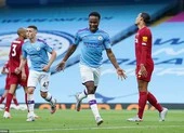 Cựu vương ‘hủy diệt’ tân vương, Liverpool đau trong ngày vui