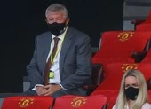 HLV Solskjaer vượt qua huyền thoại Sir Alex Ferguson tại MU