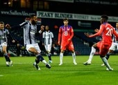 Bộ ba sao trẻ tuyển Anh ghi bàn, Chelsea thoát thua phút cuối