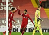 Hàng công toả sáng, Liverpool ngược dòng kịch tính tại Anfield