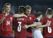 Scotland và CH Séc, ai nối gót tuyển Anh?