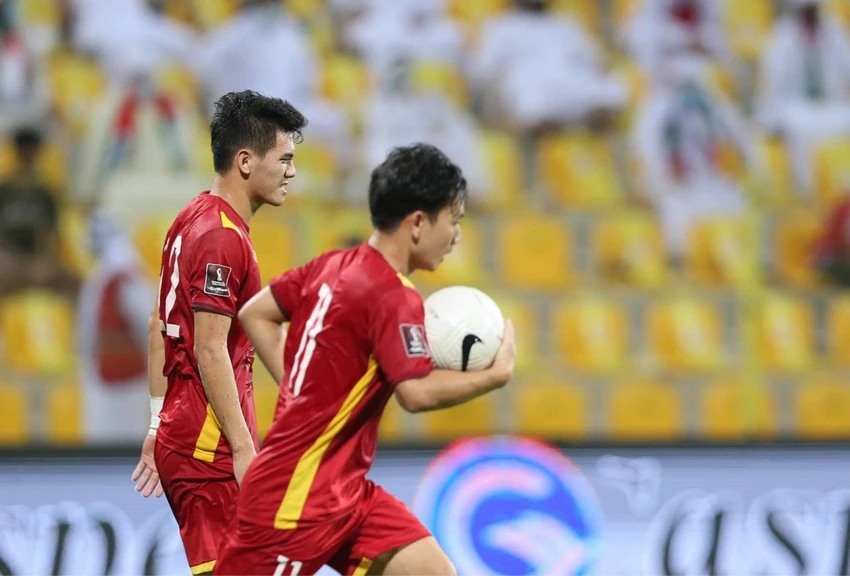 Ngược dòng bất thành, Việt Nam vẫn giành vé đi tiếp ở World Cup ảnh 2 Ngược dòng bất thành, Việt Nam vẫn giành vé đi tiếp ở World Cup ảnh 2