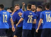 Tuyển Ý lập kỷ lục khó tin, HLV Mancini buông lời cảnh báo