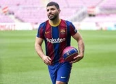 Mùa chuyển nhượng thảm họa của Barcelona