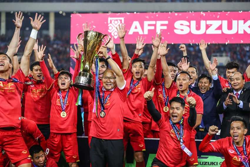 Văn Thanh đá hỏng 11m, Việt Nam bỏ lỡ cơ hội lên ngôi đầu AFF Cup ảnh 17 Văn Thanh đá hỏng 11m, Việt Nam bỏ lỡ cơ hội lên ngôi đầu AFF Cup ảnh 17