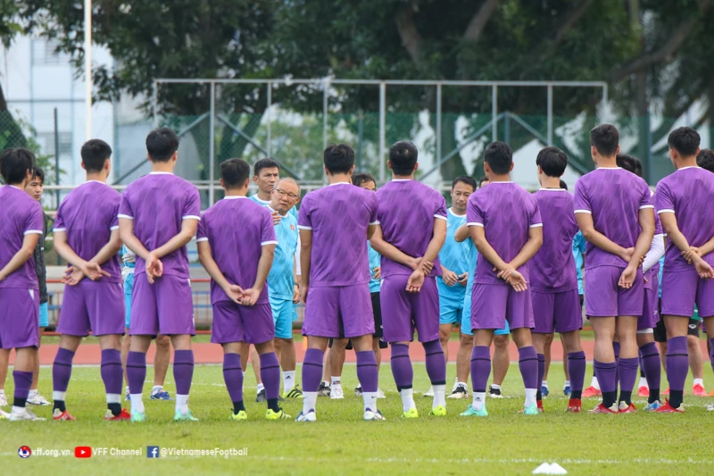 Ép sân toàn diện, tuyển Việt Nam vẫn bị Indonesia cầm hòa ảnh 17 Ép sân toàn diện, tuyển Việt Nam vẫn bị Indonesia cầm hòa ảnh 17