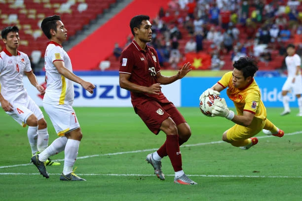 Nỗ lực bất thành, Việt Nam đành nhìn Thái Lan vào chung kết AFF Cup ảnh 3 Nỗ lực bất thành, Việt Nam đành nhìn Thái Lan vào chung kết AFF Cup ảnh 3