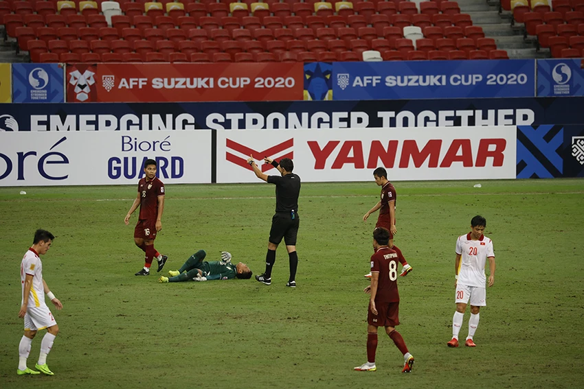 Nỗ lực bất thành, Việt Nam đành nhìn Thái Lan vào chung kết AFF Cup ảnh 5 Nỗ lực bất thành, Việt Nam đành nhìn Thái Lan vào chung kết AFF Cup ảnh 5