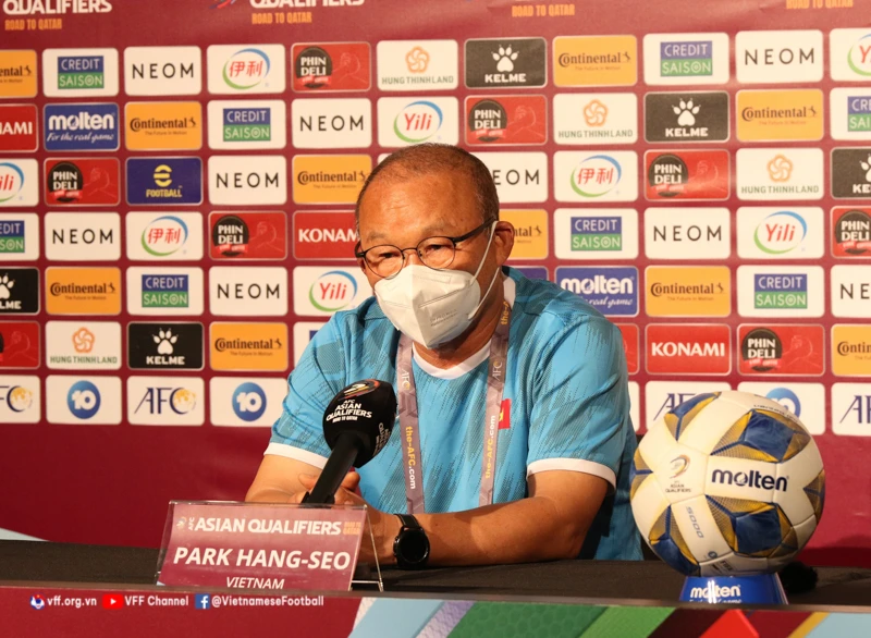 Việt Nam - Úc (0-4): Nỗ lực tìm điểm bất thành ảnh 15 Việt Nam - Úc (0-4): Nỗ lực tìm điểm bất thành ảnh 15