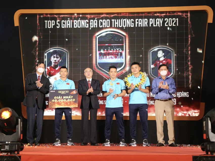 Tuyển Futsal Việt Nam đăng quang Fair Play 2021 đầy kịch tính ảnh 1