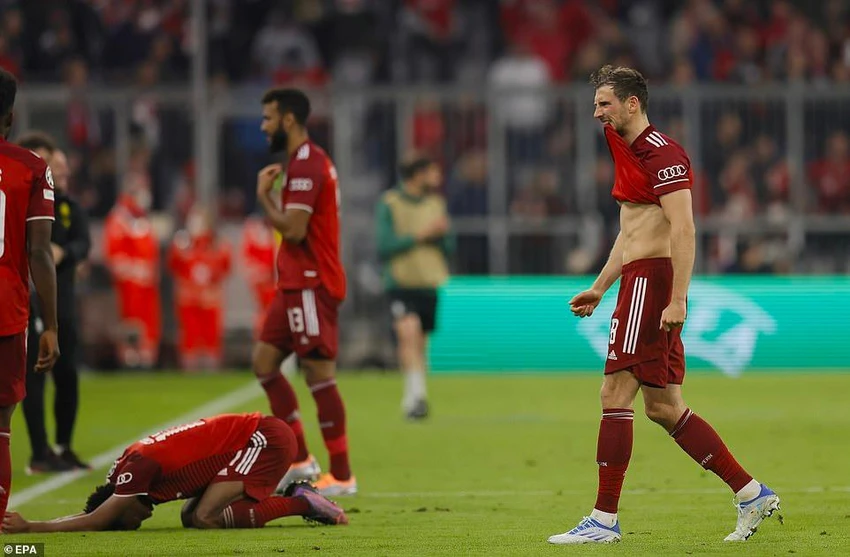 Các cầu thủ Bayern Munich chỉ biết tự trách mình. ẢNH: EPA Các cầu thủ Bayern Munich chỉ biết tự trách mình. ẢNH: EPA