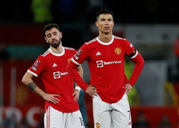 Cristiano Ronaldo và Bruno Fernandes cũng không giải cứu được một MU rệu rạ. ẢNH: REUTERS Cristiano Ronaldo và Bruno Fernandes cũng không giải cứu được một MU rệu rạ. ẢNH: REUTERS