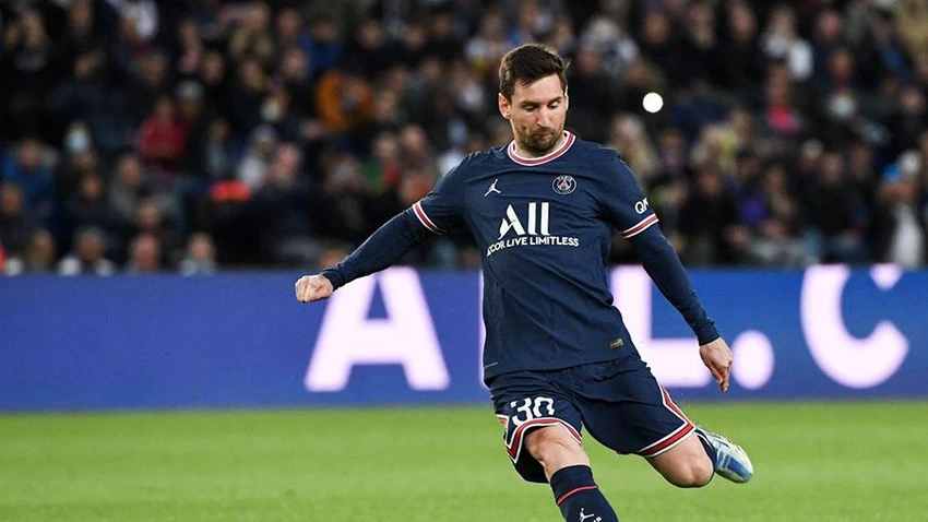 Messi lần đầu vô địch Ligue 1. ẢNH: GETTY Messi lần đầu vô địch Ligue 1. ẢNH: GETTY