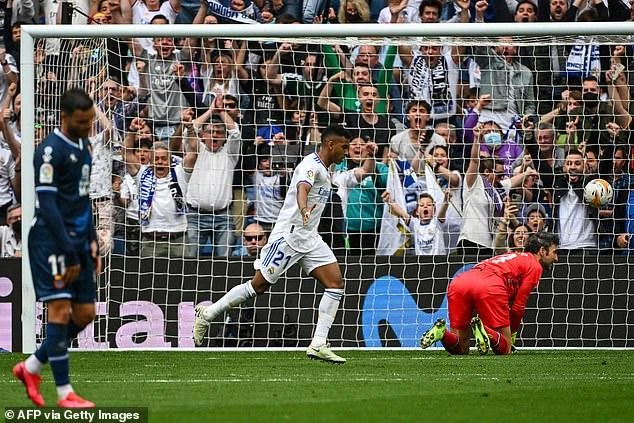 ... và nâng tỉ số lên 2-0 của Rodrygo. ẢNH: GETTY