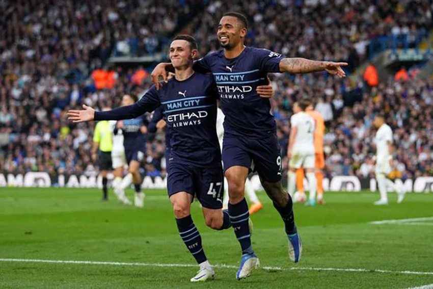 Foden kiến tạo cho Jesus ghi bàn thứ ba cho Man City trong trận thắng Leeds 4-0 mới đây. ẢNH: GETTY Foden kiến tạo cho Jesus ghi bàn thứ ba cho Man City trong trận thắng Leeds 4-0 mới đây. ẢNH: GETTY
