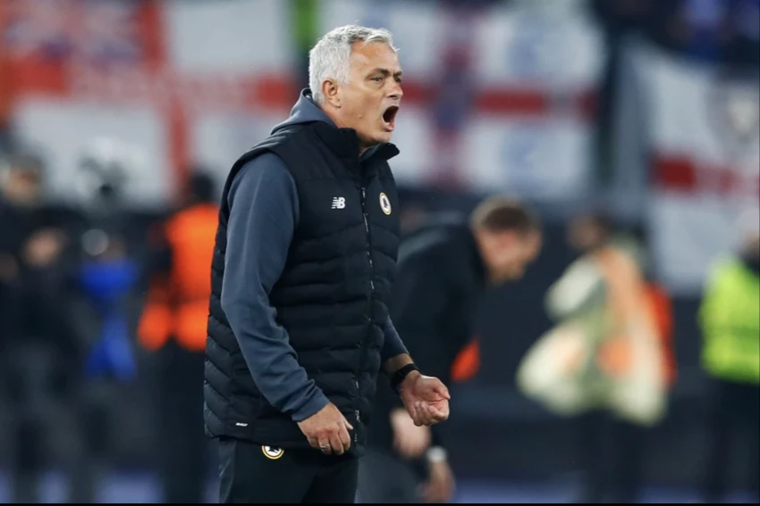 Mourinho là HLV đầu tiên vào chung kết 3 cúp châu Âu. ẢNH: GETTY Mourinho là HLV đầu tiên vào chung kết 3 cúp châu Âu. ẢNH: GETTY
