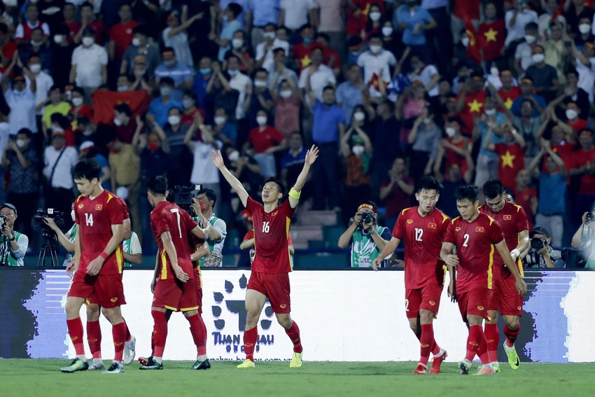 U-23 Việt Nam khởi đầu mỹ mãn ở SEA Games bằng chiến thắng tưng bừng 3-0 trước Indonesia. ẢNH: ANH PHƯƠNG U-23 Việt Nam khởi đầu mỹ mãn ở SEA Games bằng chiến thắng tưng bừng 3-0 trước Indonesia. ẢNH: ANH PHƯƠNG