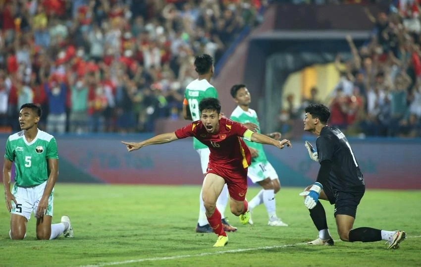 Đội trưởng Hùng Dũng là điểm tựa của U-23 Việt Nam. ẢNH: ANH PHƯƠNG Đội trưởng Hùng Dũng là điểm tựa của U-23 Việt Nam. ẢNH: ANH PHƯƠNG