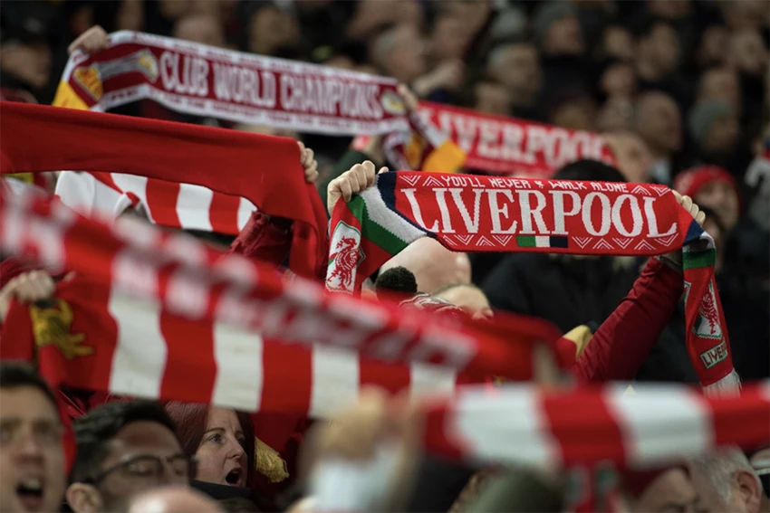 Nhiều fan Liverpool bị lừa đảo mua phải vé giả. ẢNH: SUN SPORTS Nhiều fan Liverpool bị lừa đảo mua phải vé giả. ẢNH: SUN SPORTS