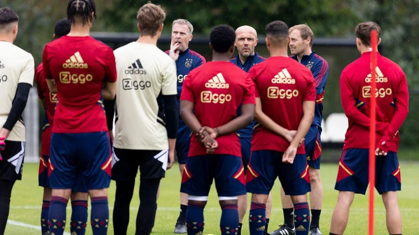 Ajax hội quân chuẩn bị cho mùa giải mới mà không có Antony. ẢNH: GETTY