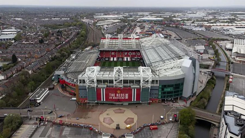 Sân Old Trafford phải được nâng cấp toàn diện để... theo kịp thời đại. ẢNH: GETTY Sân Old Trafford phải được nâng cấp toàn diện để... theo kịp thời đại. ẢNH: GETTY