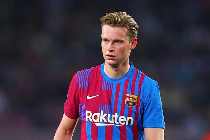 De Jong chỉ muốn ở lại tiếp tục thi đấu cho Barcelona. ẢNH: GETTY De Jong chỉ muốn ở lại tiếp tục thi đấu cho Barcelona. ẢNH: GETTY