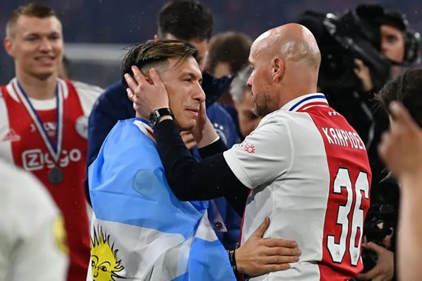 Erik Ten Hag là thầy của Martinez tại Ajax. ẢNH: GETTY Erik Ten Hag là thầy của Martinez tại Ajax. ẢNH: GETTY