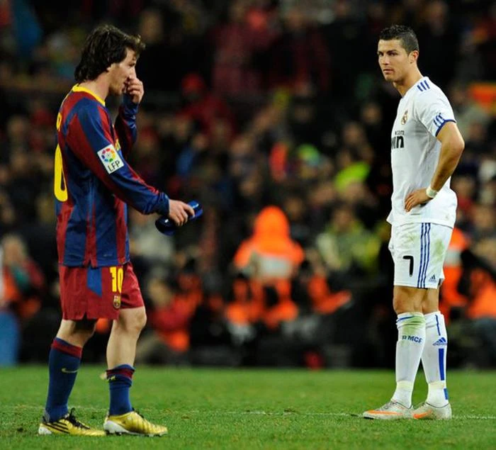 Messi và Ronaldo từng nhiều năm đối đầu với nhau ở La Liga trong màu áo Barcelona và Real Madrid. ẢNH: GETTY Messi và Ronaldo từng nhiều năm đối đầu với nhau ở La Liga trong màu áo Barcelona và Real Madrid. ẢNH: GETTY