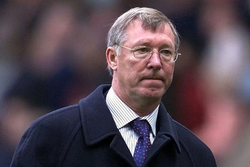 Sir Alex Ferguson thừa nhận sai lầm khi đẩy Stam rời Man United. ẢNH: PA Sir Alex Ferguson thừa nhận sai lầm khi đẩy Stam rời Man United. ẢNH: PA