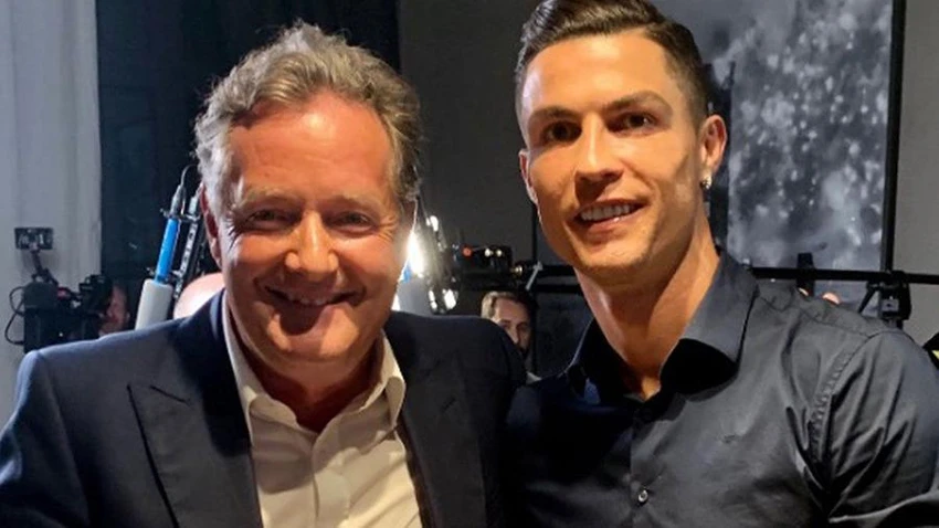 Là một nhà báo, MC nổi tiếng nước Anh, việc Piers Morgan thân thiết với những ngôi sao như Ronaldo là vấn đề không có gì lạ. ẢNH: TWITTER