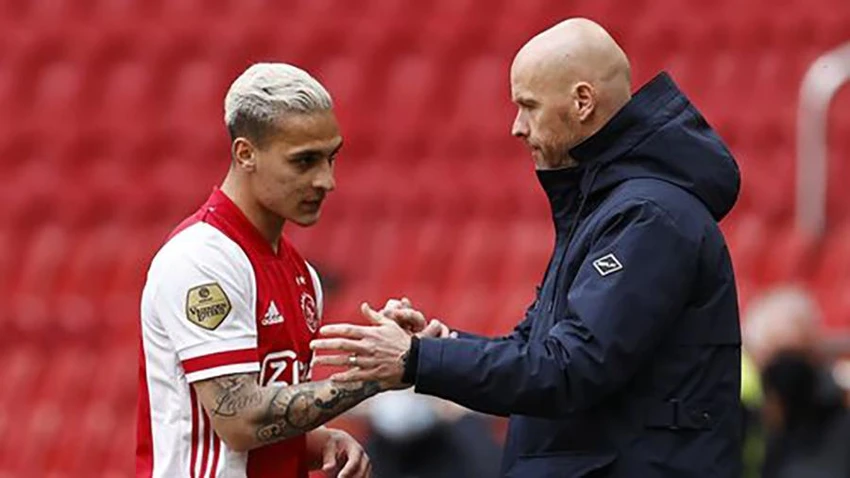Ten Hag là thầy của Antony tại Ajax. ẢNH: GETTY Ten Hag là thầy của Antony tại Ajax. ẢNH: GETTY