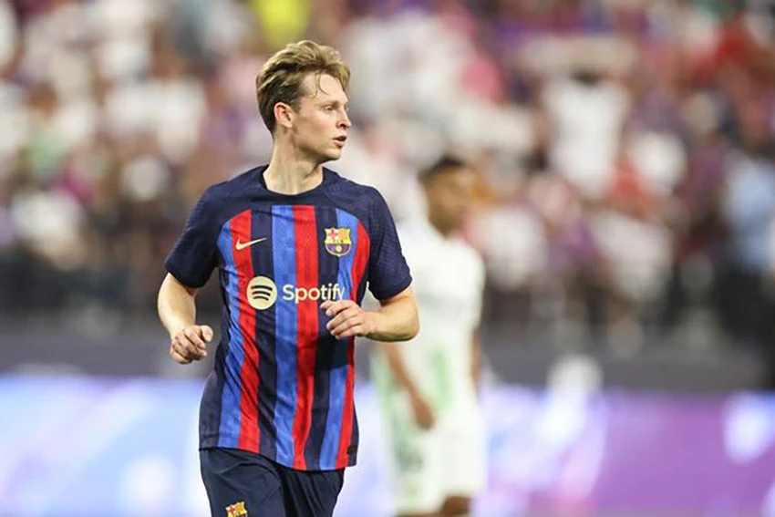 De Jong không muốn chia tay Barca. ẢNH: GETTY De Jong không muốn chia tay Barca. ẢNH: GETTY