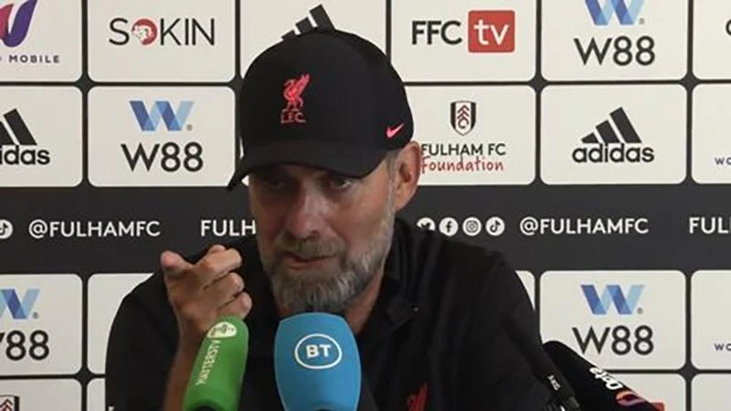 Klopp thất vọng toàn tập trước màn trình diễn của các học trò. ẢNH: GETTY