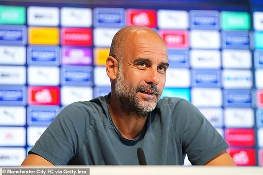 Pep Guardiola muốn Silva ở lại Man City. ẢNH: GETTY Pep Guardiola muốn Silva ở lại Man City. ẢNH: GETTY