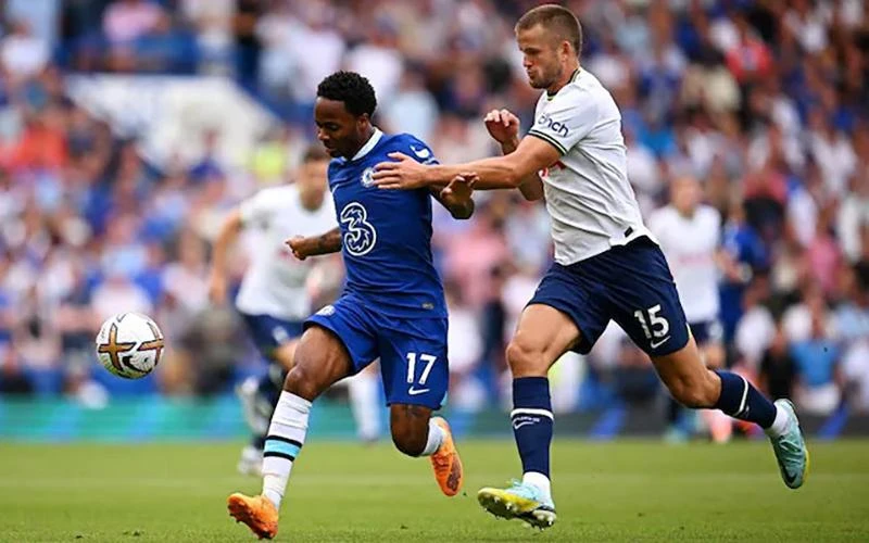 Chelsea nhập cuộc với thế trận áp đảo đội khách. Ảnh: Getty