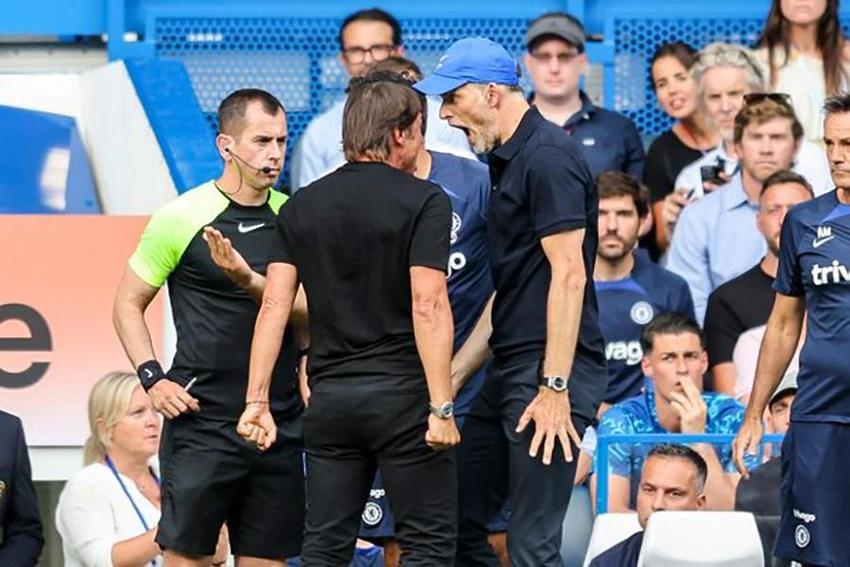Tuchel tố Conte không dám... nhìn thẳng vào mắt mình. ẢNH: GETTY Tuchel tố Conte không dám... nhìn thẳng vào mắt mình. ẢNH: GETTY