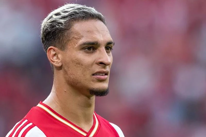 Antony đang tuyệt vọng trong việc tìm cách rời Ajax. ẢNH: GETTY Antony đang tuyệt vọng trong việc tìm cách rời Ajax. ẢNH: GETTY