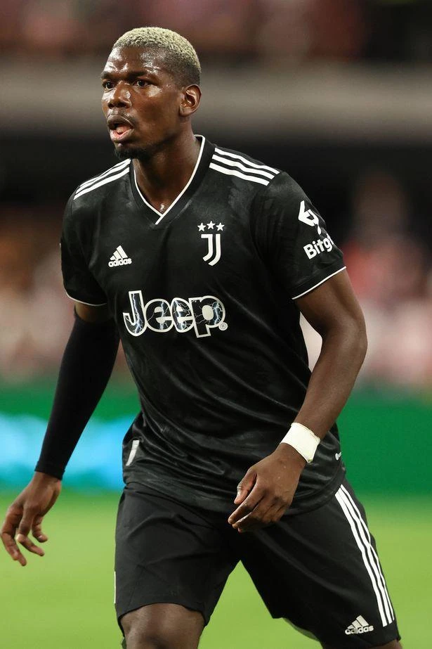 Paul Pogba dính hạn nặng khi đang chấn thương có nguy cơ bỏ lỡ World Cup rồi bị anh trai ruột tống tiền. ẢNH: GETTY Paul Pogba dính hạn nặng khi đang chấn thương có nguy cơ bỏ lỡ World Cup rồi bị anh trai ruột tống tiền. ẢNH: GETTY