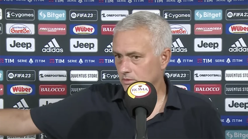 Mourinho khẳng định ông nhận xét trận đấu một cách trung thực nhất. ẢNH: AS ROMA Mourinho khẳng định ông nhận xét trận đấu một cách trung thực nhất. ẢNH: AS ROMA