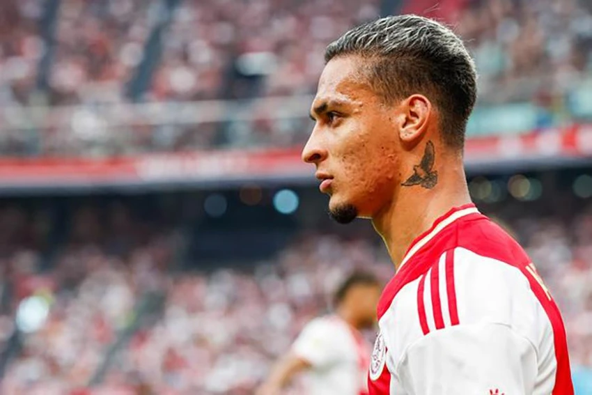 Antony rời Ajax hướng về Manchester United. ẢNH: GETTY