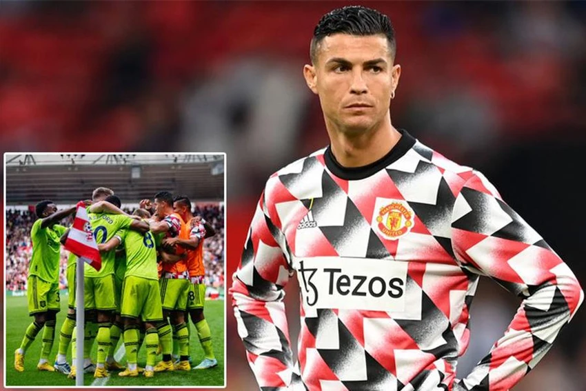 Các đồng đội của Ronaldo ăn mừng vì anh muốn rời MU. ẢNH: MIRROR Các đồng đội của Ronaldo ăn mừng vì anh muốn rời MU. ẢNH: MIRROR