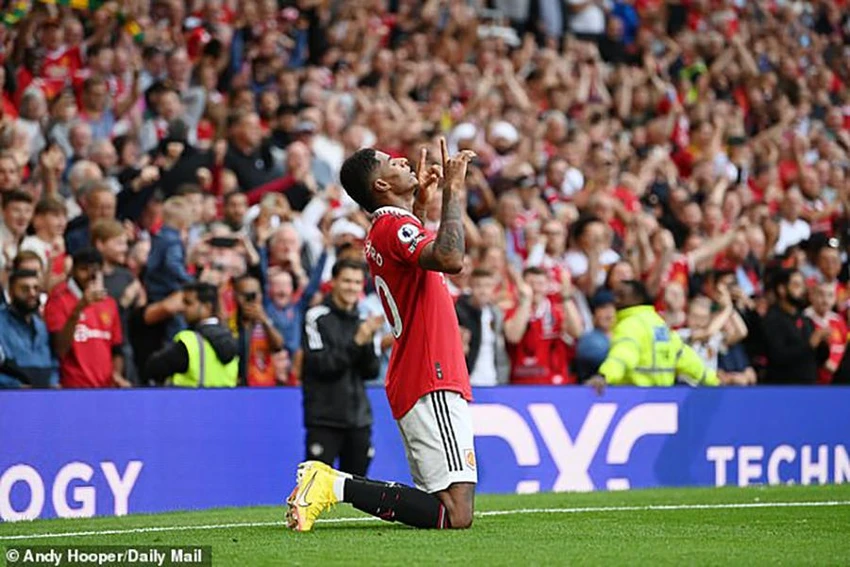 Rashford đã trừng phạt Arsenal bằng 2 bàn thắng. ẢNH: DAILY MAIL Rashford đã trừng phạt Arsenal bằng 2 bàn thắng. ẢNH: DAILY MAIL