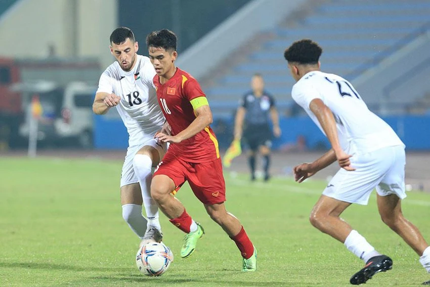 U-20 Việt Nam có hai át chủ bài Khuất Văn Khang và Nguyễn Văn Trường giàu kinh nghiệm.