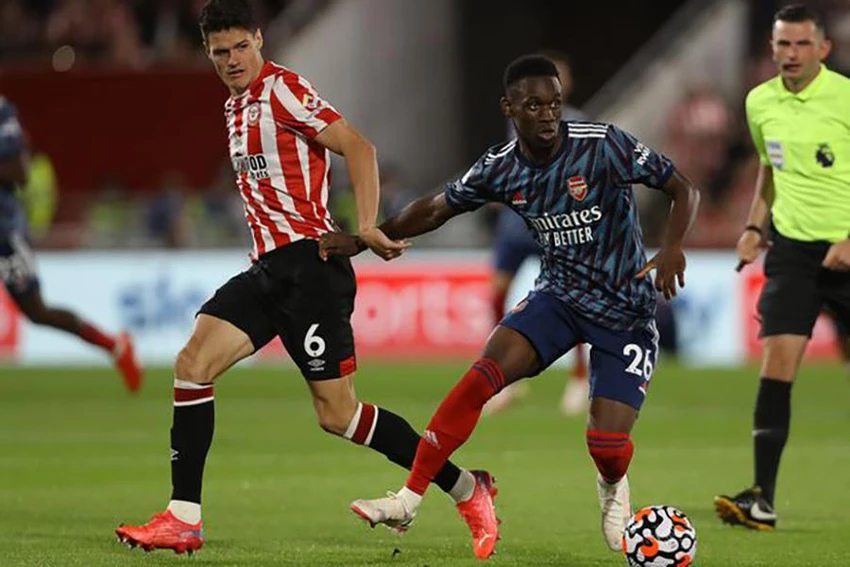Brentford và Arsenal đều có trụ sở chính tại London nên khó chuyển trận đấu đi nơi khác. ẢNH: GETTY